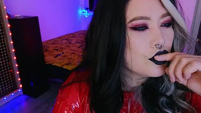 wickedxqueen 现场性爱视讯表演