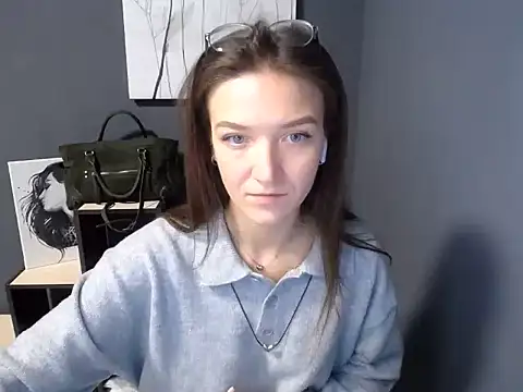 shining_pearl_'s Live XXX Chat
