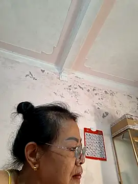 Hotestlove 现场性爱视讯表演