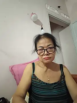 Hotestlove's Webcam Show