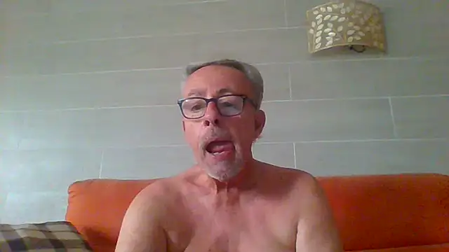 tuggy59's Webcam Show