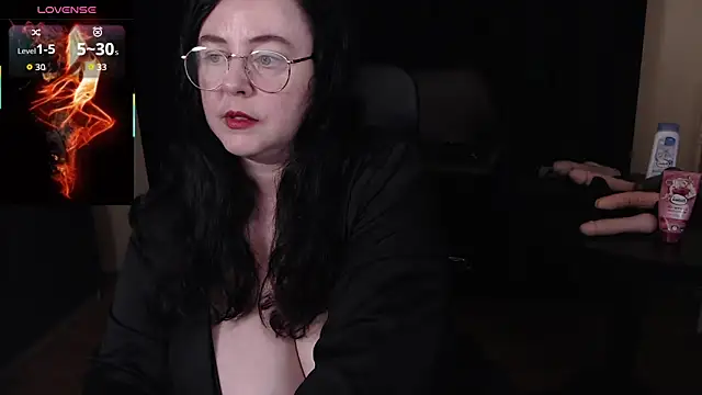 poshmistress 现场性爱视讯表演