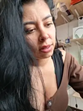 Luianna's Live XXX Chat