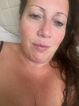 xsexycurvymilf's Webcam Show