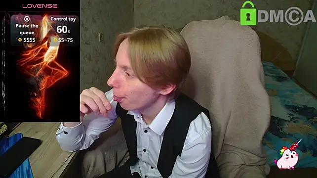 Getoverherenow's Live XXX Chat