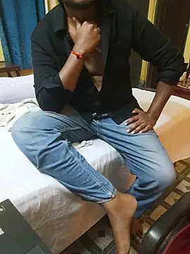 Brown_Munda047's Webcam Show