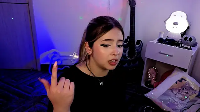 EmilyMiller_'s Webcam Show