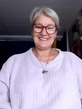 irinamaux's Live XXX Chat