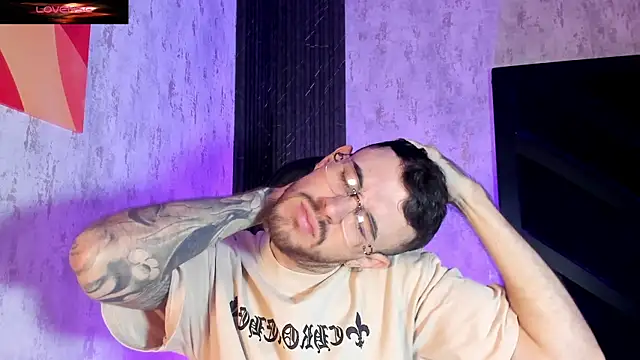 CodyWalkerR's Webcam Show