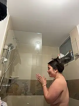 sukhakunis1's Webcam Show