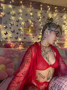 CHACHOULAND's Live XXX Chat