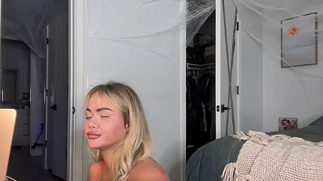 ElenaErickson's Live XXX Chat