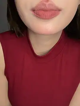 Bambo-sweetie 现场性爱视讯表演