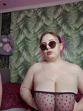 Caramel_pussy's Webcam Show
