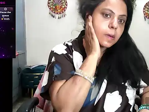 Sexy_komolika's Webcam Show