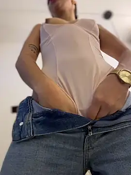 Ema_azel's Webcam Show