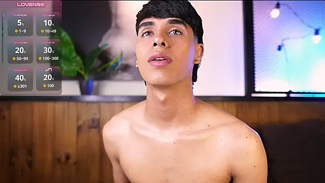 andrewortix's Webcam Show