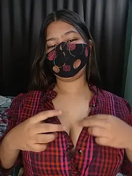 YOUR_GF_'s Webcam Show