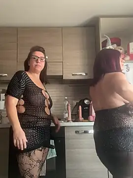 SinfulMarkedQueens' Webcam Show