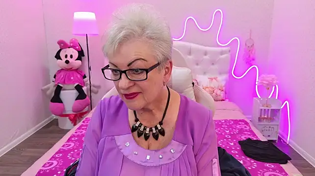 KayleSmoll's Live XXX Chat