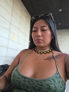 luisa16xxx's Webcam Show