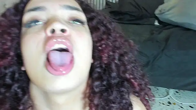 KarineWine's Webcam Show