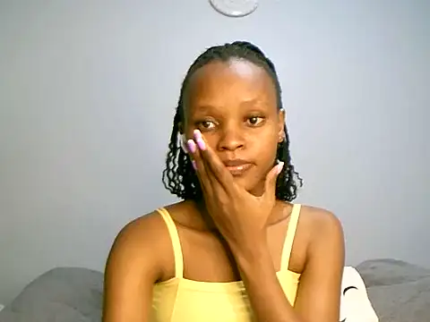 pretty_maja's Webcam Show