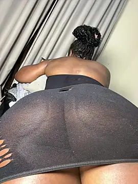 JJsbigbootywify's Webcam Show