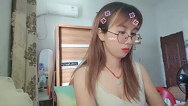 Lili_666's Live XXX Chat