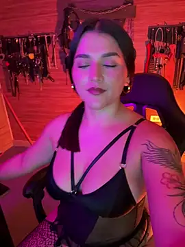 yey_bdsm's Webcam Show