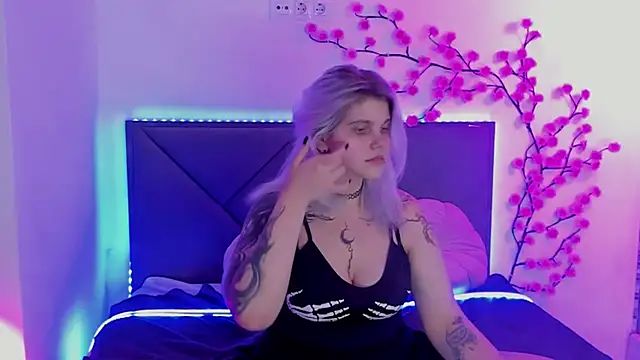 JoannLowe's Webcam Show
