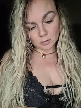 candy_queeen's Webcam Show