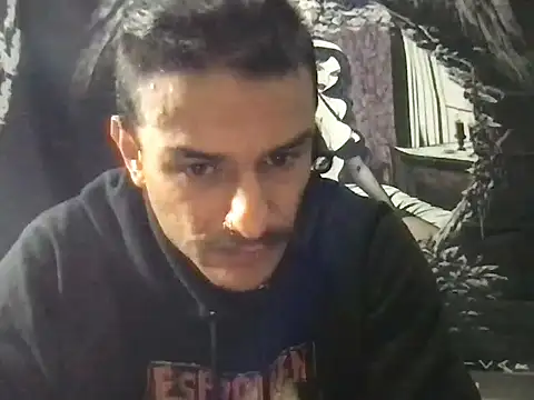 HorrorotikA's Webcam Show