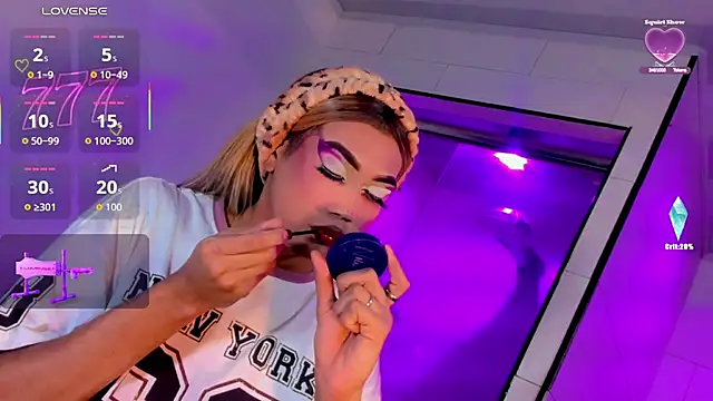 nicol_gill_'s Webcam Show