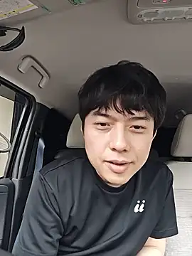 whitebriefboy 现场性爱视讯表演