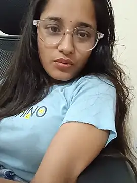 Aalia-Bhatt's Webcam Show