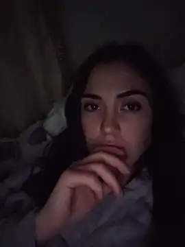 Ncfyv_ncyuhv's Webcam Show