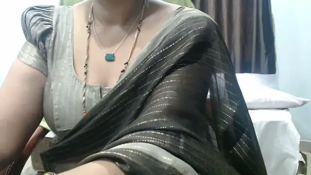 sunitha-3's Webcam Show
