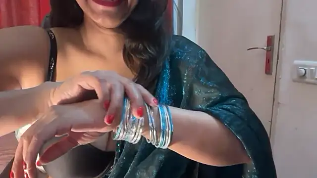 Cupid_of_Hearts' Webcam Show