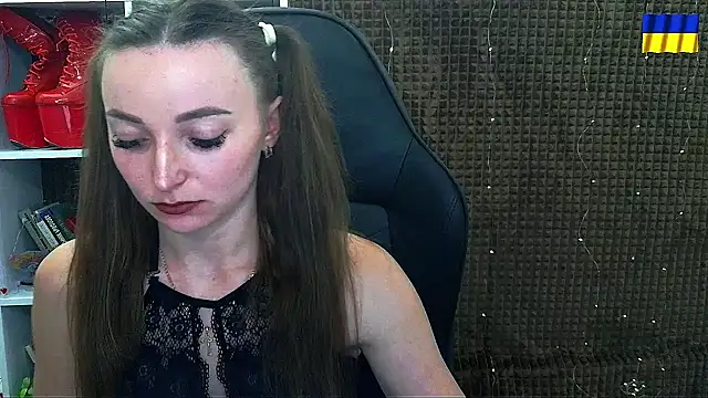 _Barbie_Kiss_'s Live XXX Chat