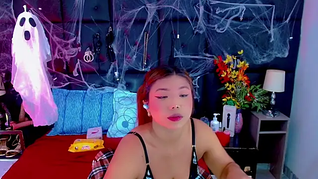 Cloelombard's Webcam Show
