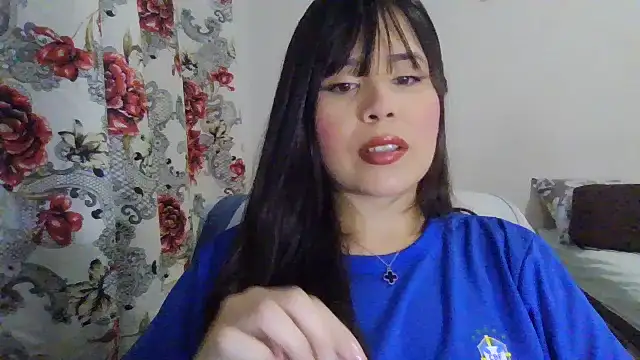persefoonee30's Live XXX Chat