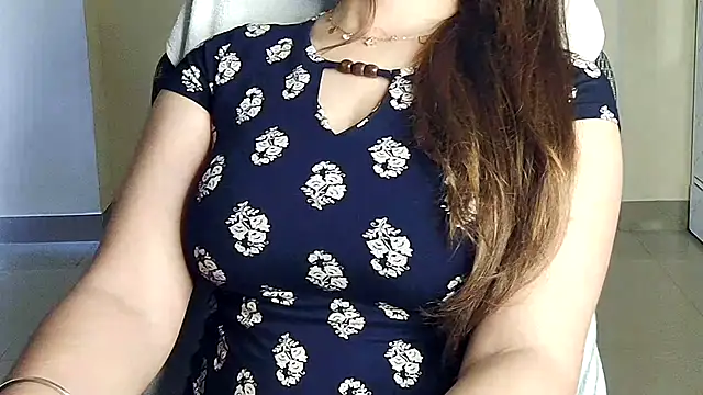 Nyra-Goddess' Webcam Show