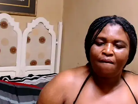 MatureNesh's Live XXX Chat