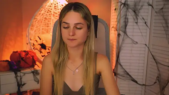 DeboraLarson's Live XXX Chat
