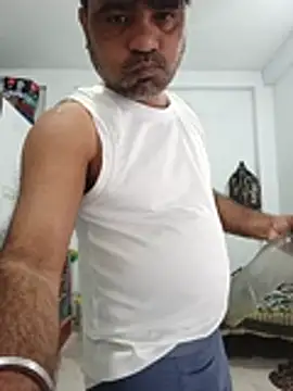 pintuS40's Webcam Show