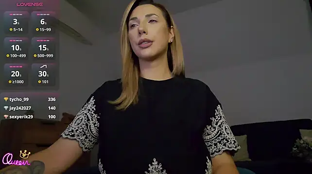 KhloeK's Live XXX Chat