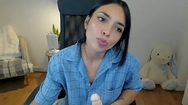 _BellaEvans_'s Live XXX Chat