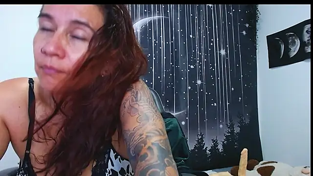 Hikaryfire's Live XXX Chat