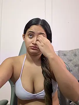 Isa_squirt1's Live XXX Chat
